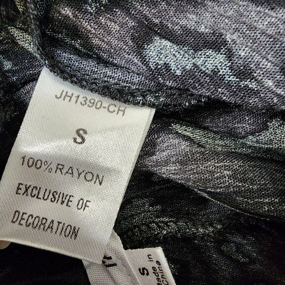 THML Womens Jogger Pants Size Small Animal Print Cargo Pockets Rayon Gray Black - Picture 9 of 10